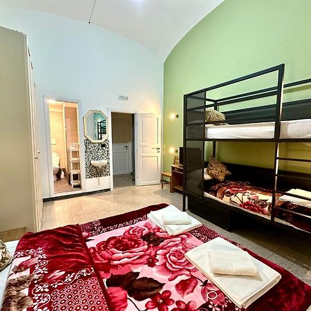 רומא B&B Termini Colosseo Suite מראה חיצוני תמונה