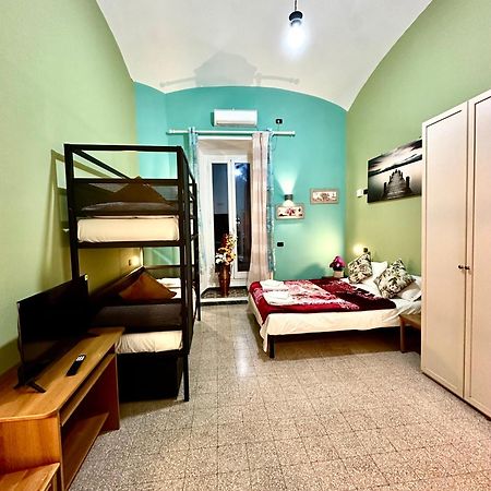 רומא B&B Termini Colosseo Suite מראה חיצוני תמונה