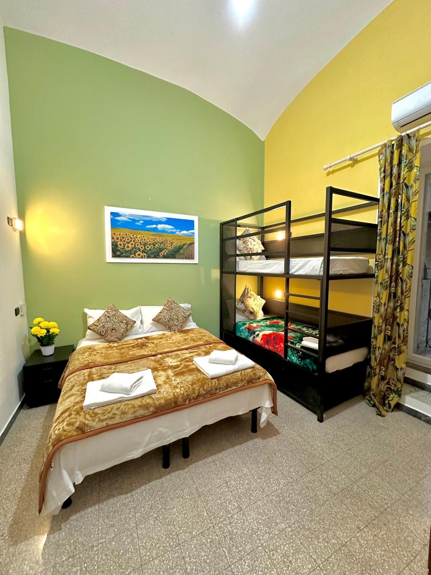 רומא B&B Termini Colosseo Suite מראה חיצוני תמונה